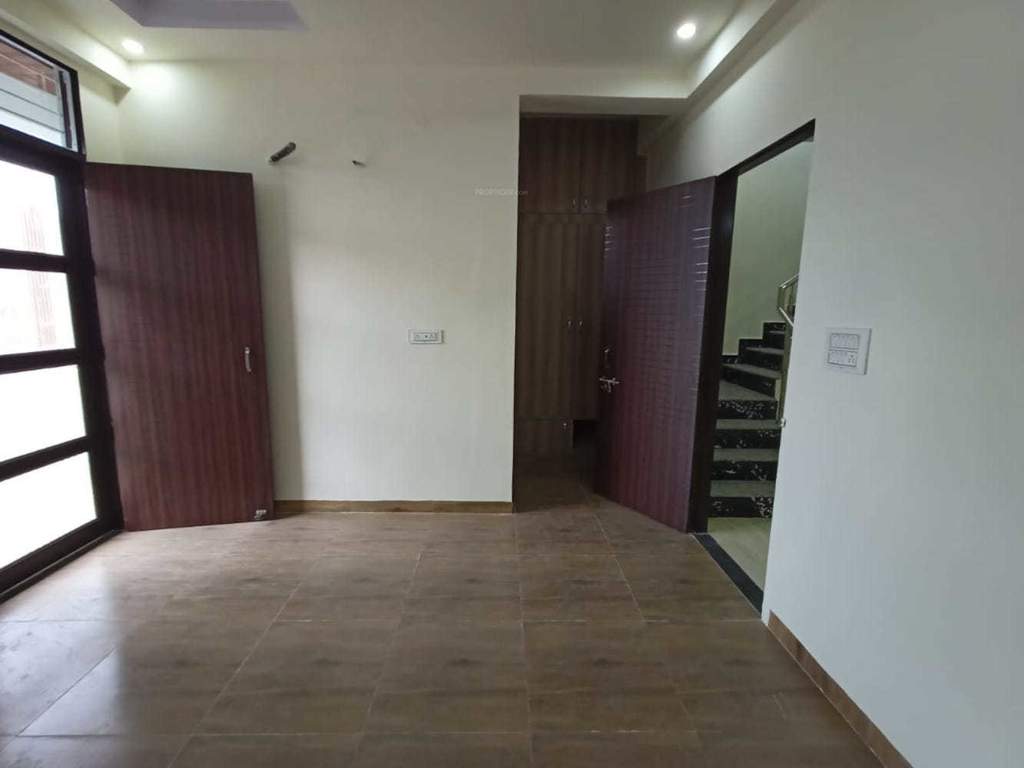  s 11 balaji villas Bedroom