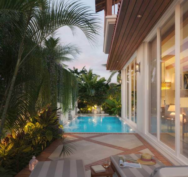  the-isadora Swimming Pool