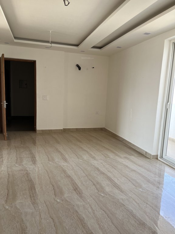  luxury floors Living Area