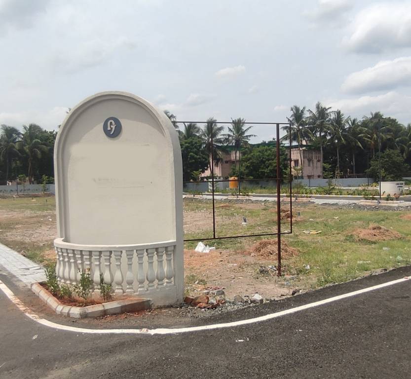  ssm nagar Plot