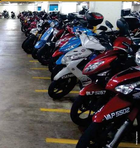  metro luxuria Two Wheeler Parking