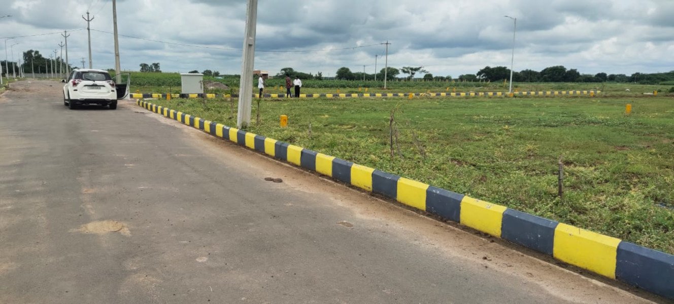  suvarna srinivasam 2 Plot