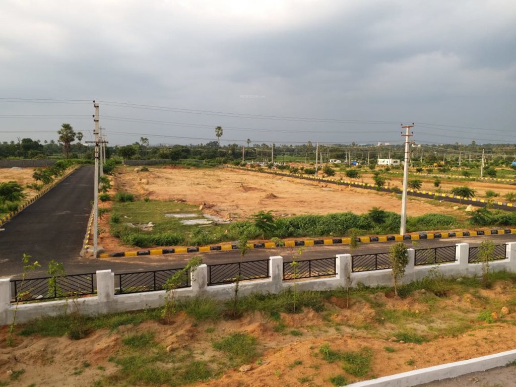  suvarna srinivasam 2 Plot