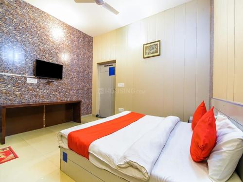  lake-breeze-city Bedroom