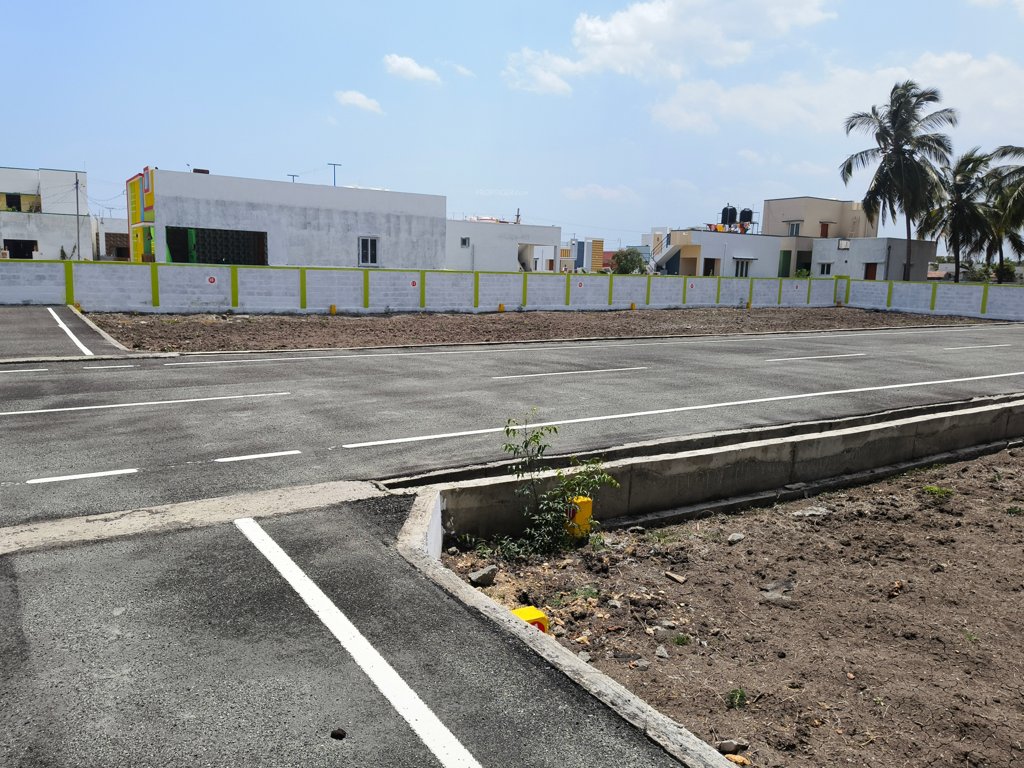 sri sai lakshmi garden Plot