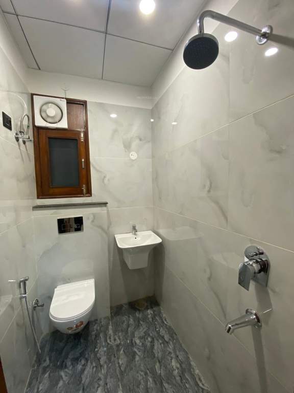  homes Bathroom
