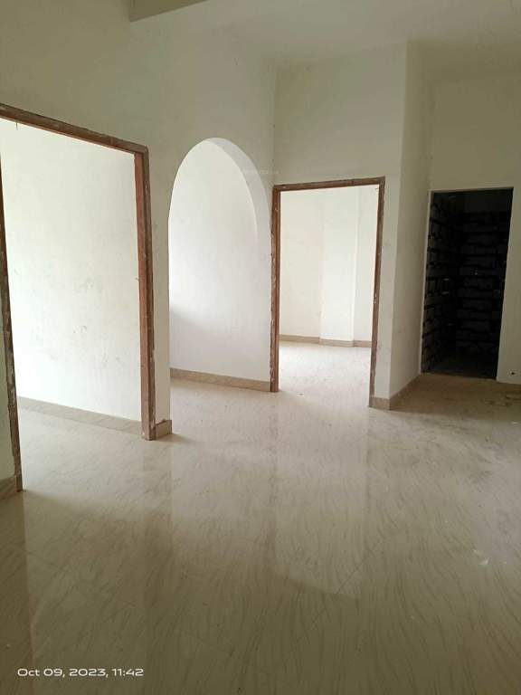  trinayoni apartment Living Area