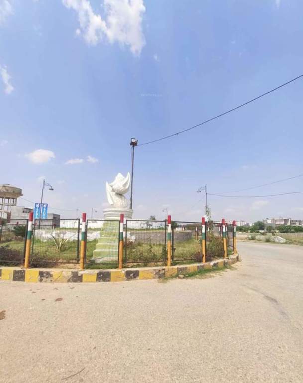  new mansarovar park Internal Roads