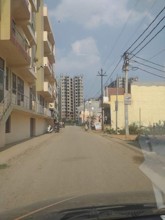  new mansarovar park Internal Roads