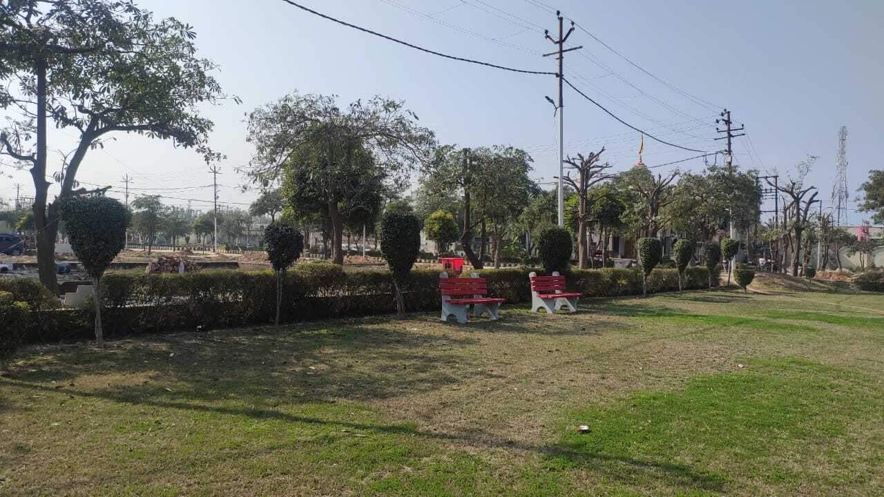  narsi village Landscaped Gardens
