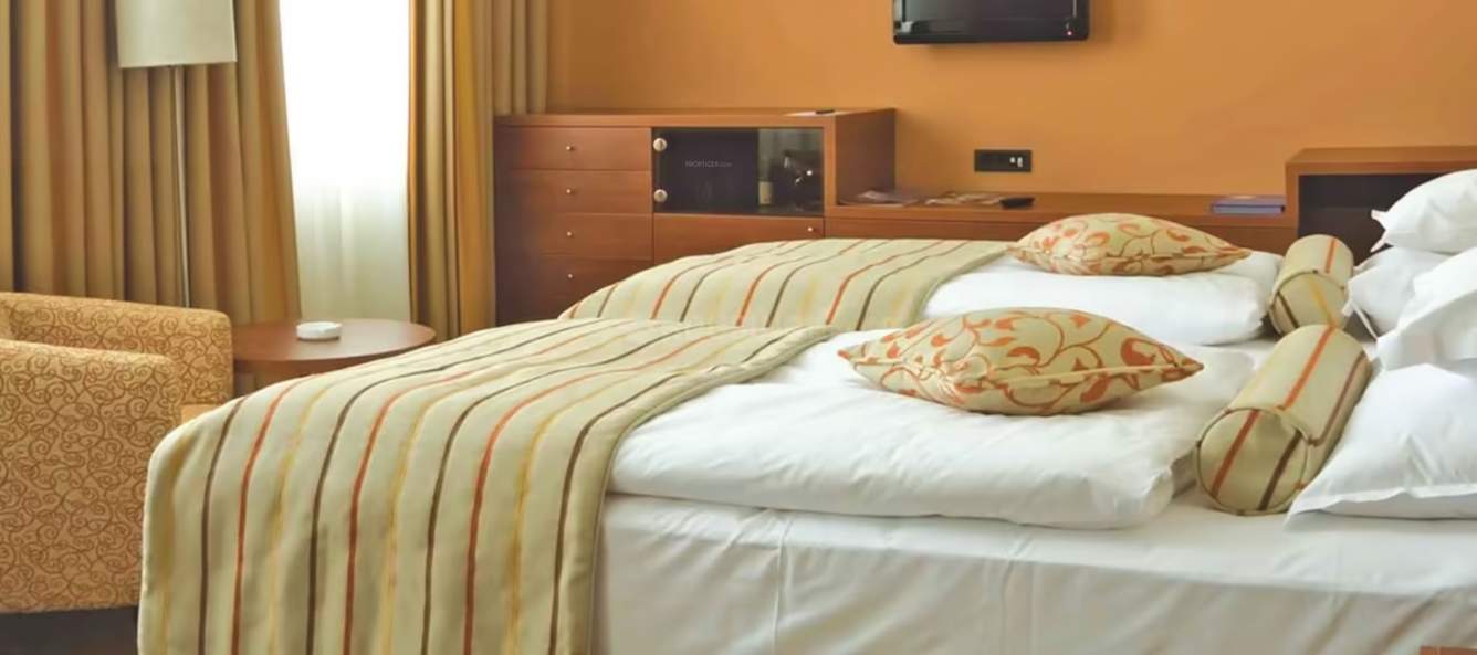 vardhman city Bedroom