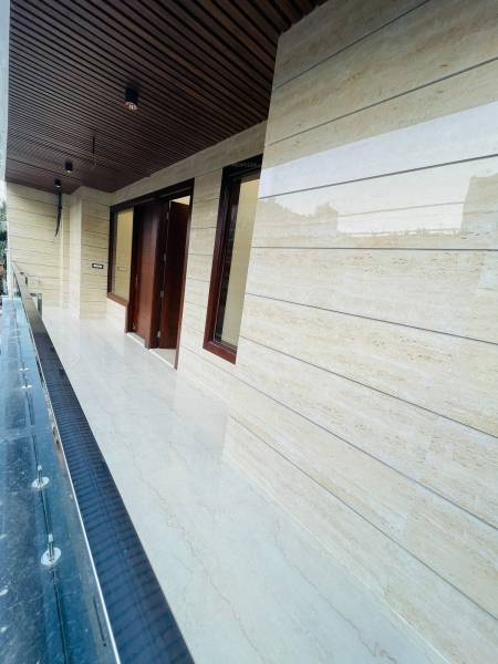  realty-homes Balcony