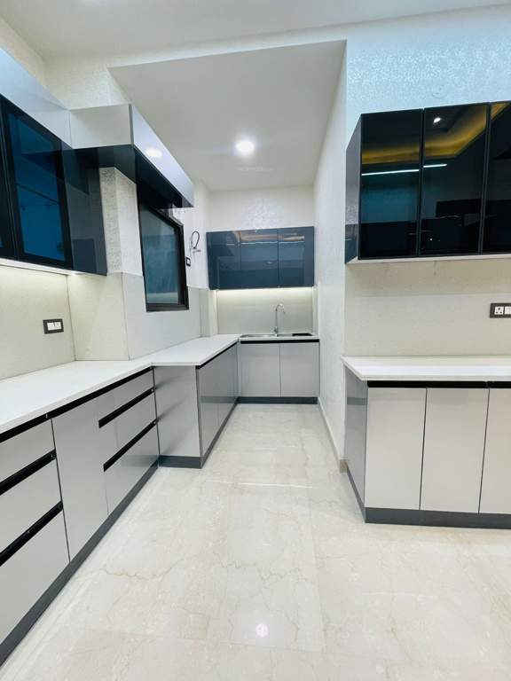  realty homes Kitchen