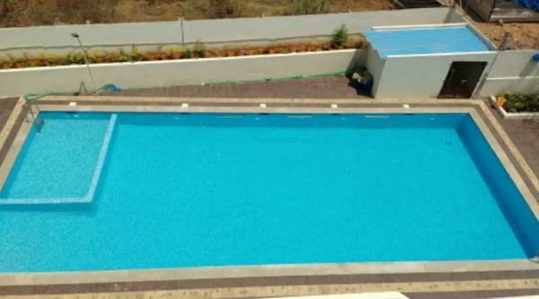  empire Swimming Pool