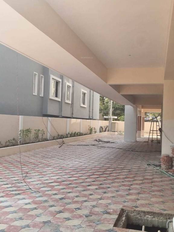  amodha Closed Car Parking