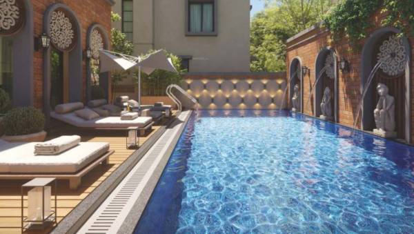 Swimming Pool luxuria Swimming Pool