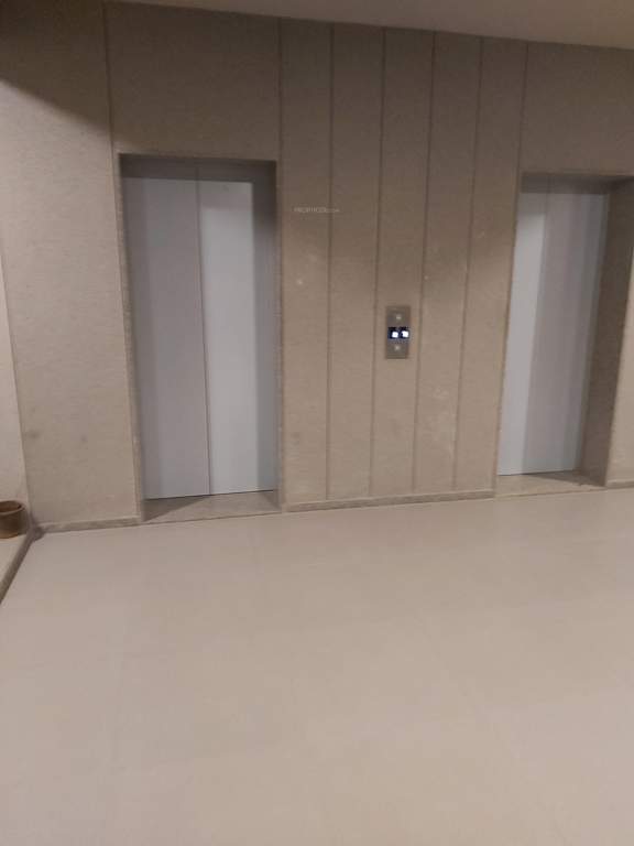  shaunak apartments Lift(s)