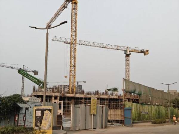 constructionStatus of Rustomjee La Vie Wing B