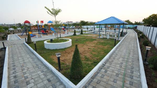 Others green-earth Others