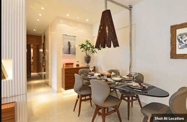  la-vie-wing-c Dining Area