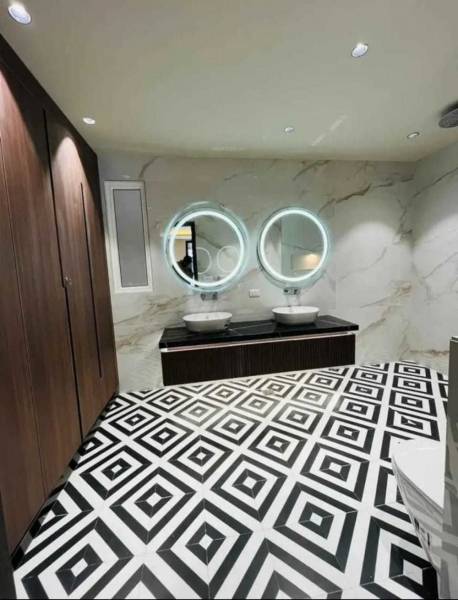  luxury-builder-floors-21 Bathroom