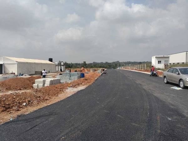  artemis-address-in-association-with-mythreyi Plot