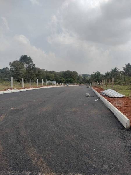  artemis-address-in-association-with-mythreyi Plot