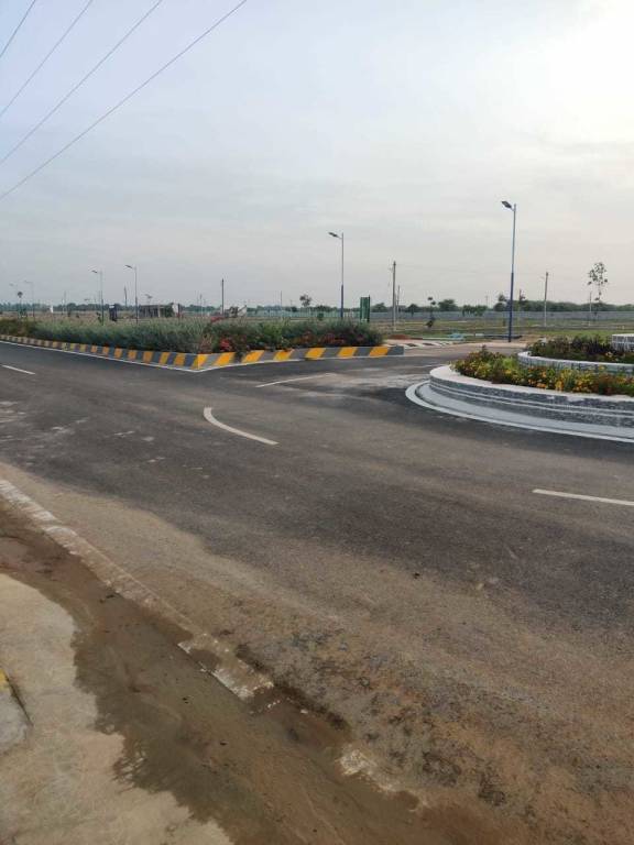 avenue phase iii Plot