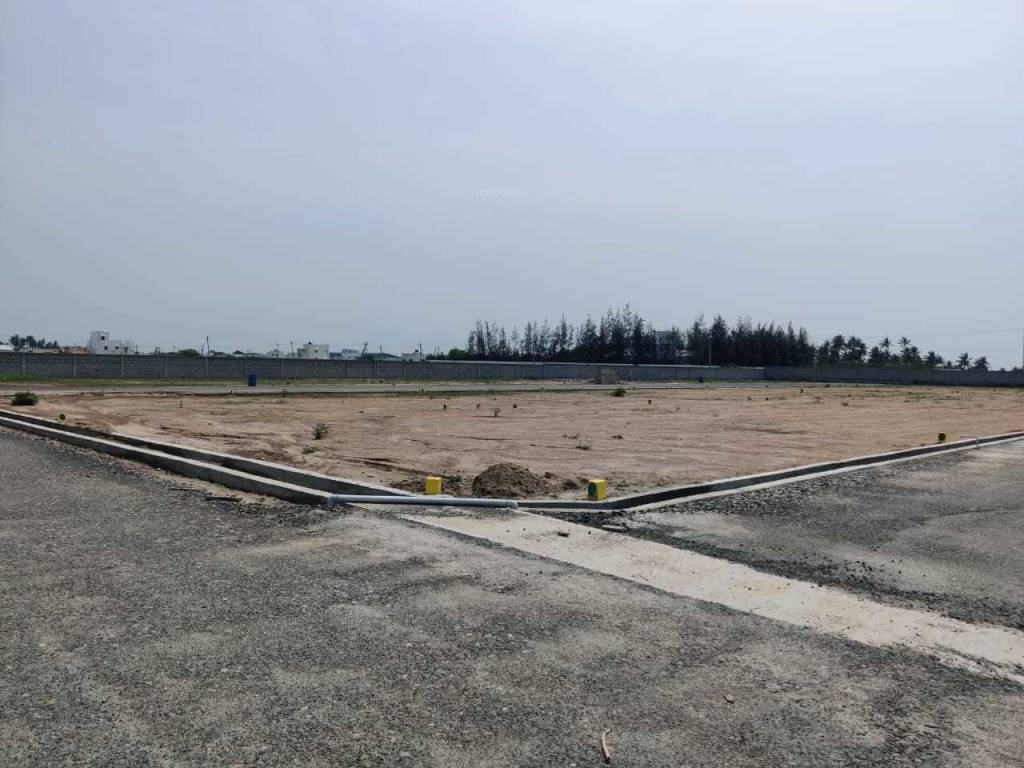 avenue phase iii Plot