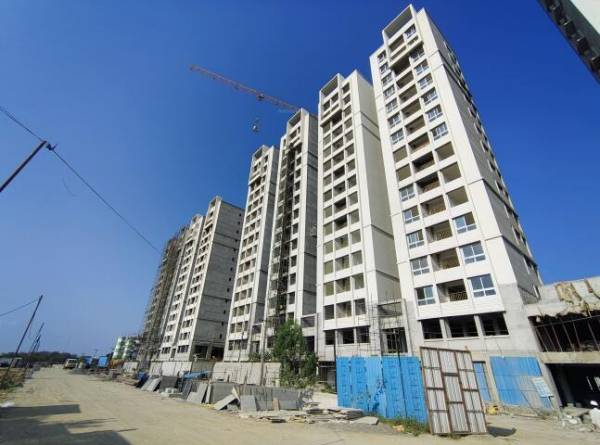  signature-towers Construction Status March-25