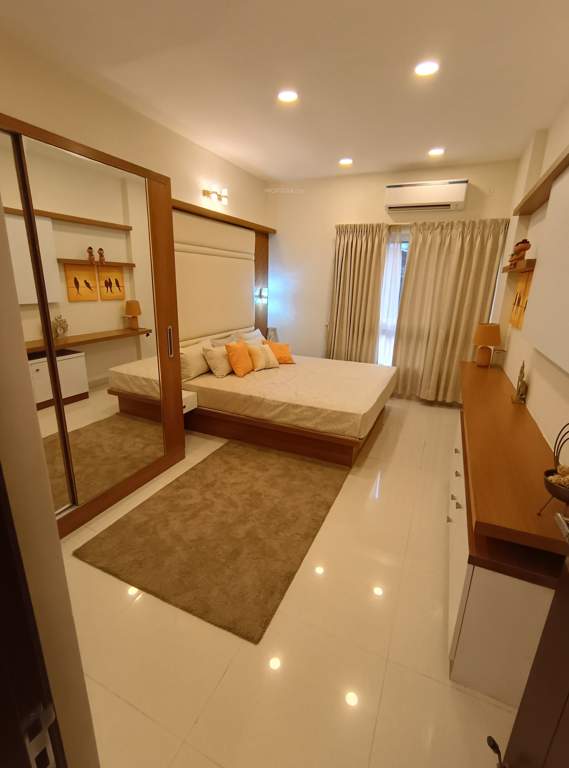  signature towers Bedroom