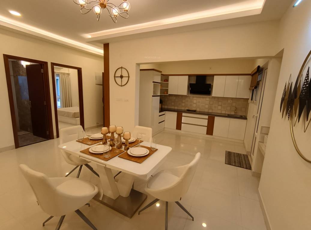  signature towers Dining Area