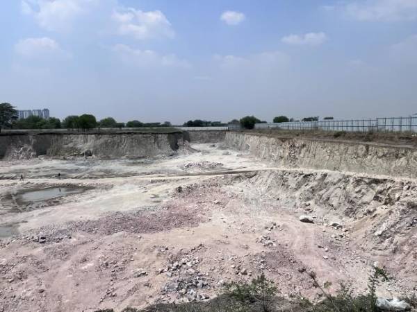  aurelia Construction Status March-25