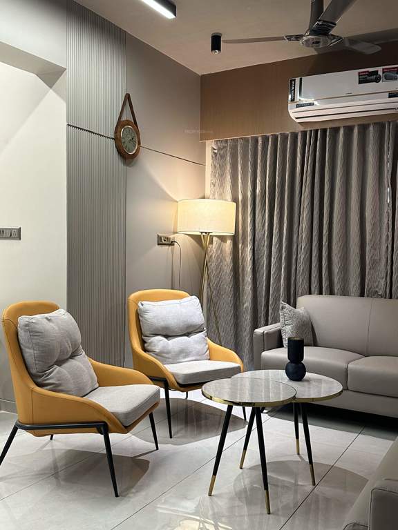  united elenza Living Area