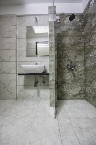  chowhan-residency-phase-ii Bathroom