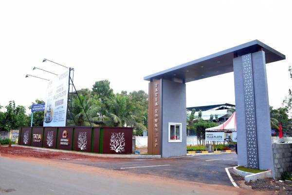 main of Tatia Township