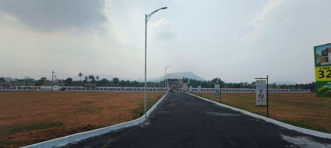  iconic avenue phase 1 Plot