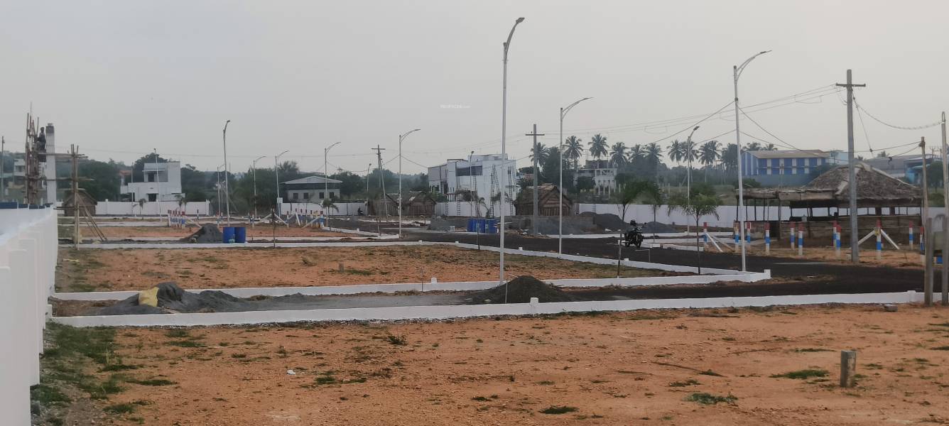  iconic avenue phase 1 Plot