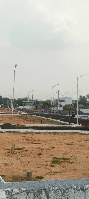  iconic avenue phase 1 Plot