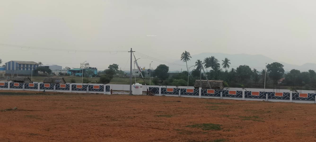  iconic avenue phase 1 Plot