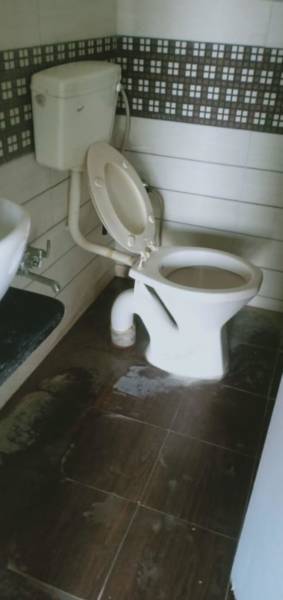  garden-paradise-2 Bathroom