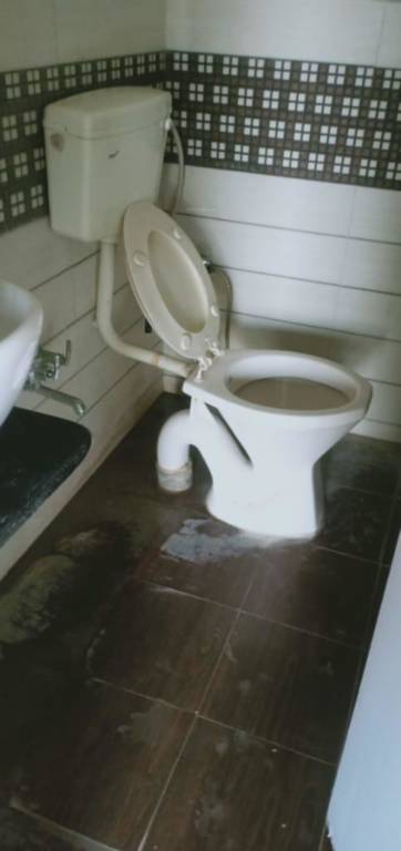  garden paradise 2 Bathroom