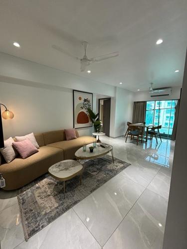  soni-arcade-building-no-2 Living Area