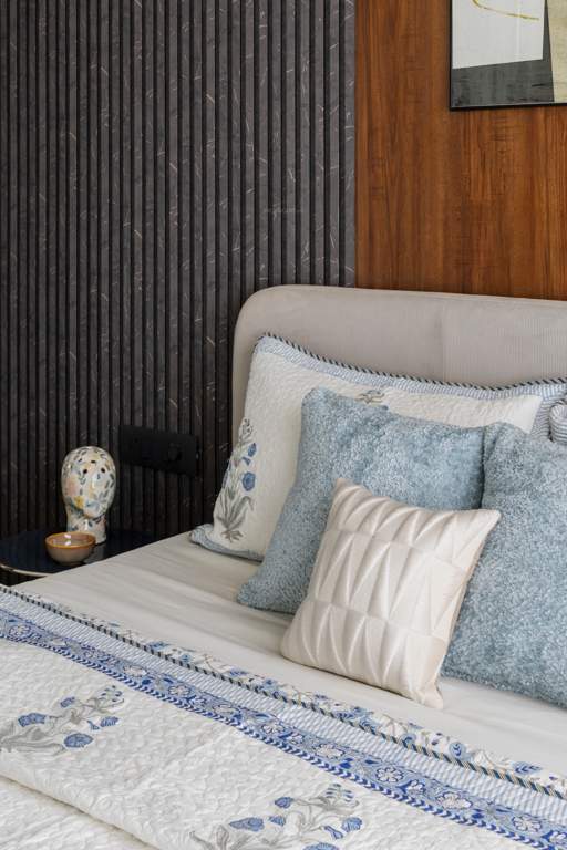  suvik aspire Bedroom