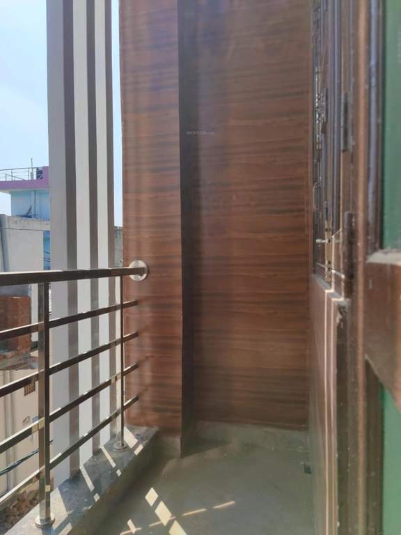  mansarovar park independent homes Balcony