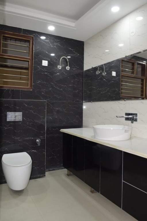 luxury floors 350 sqyd Bathroom