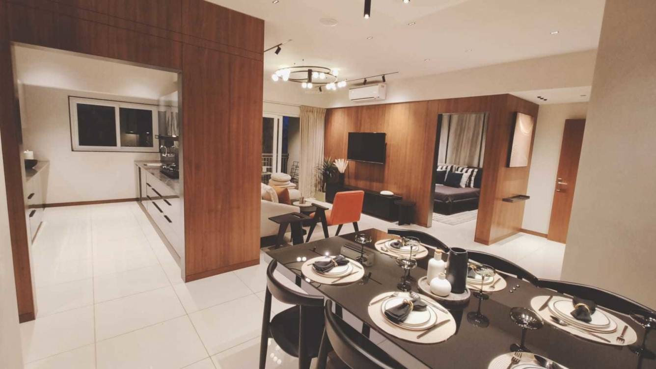  orchid salisbury Dining Area