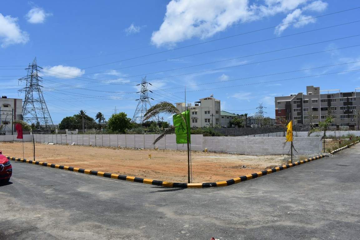  maruthi green park Plot