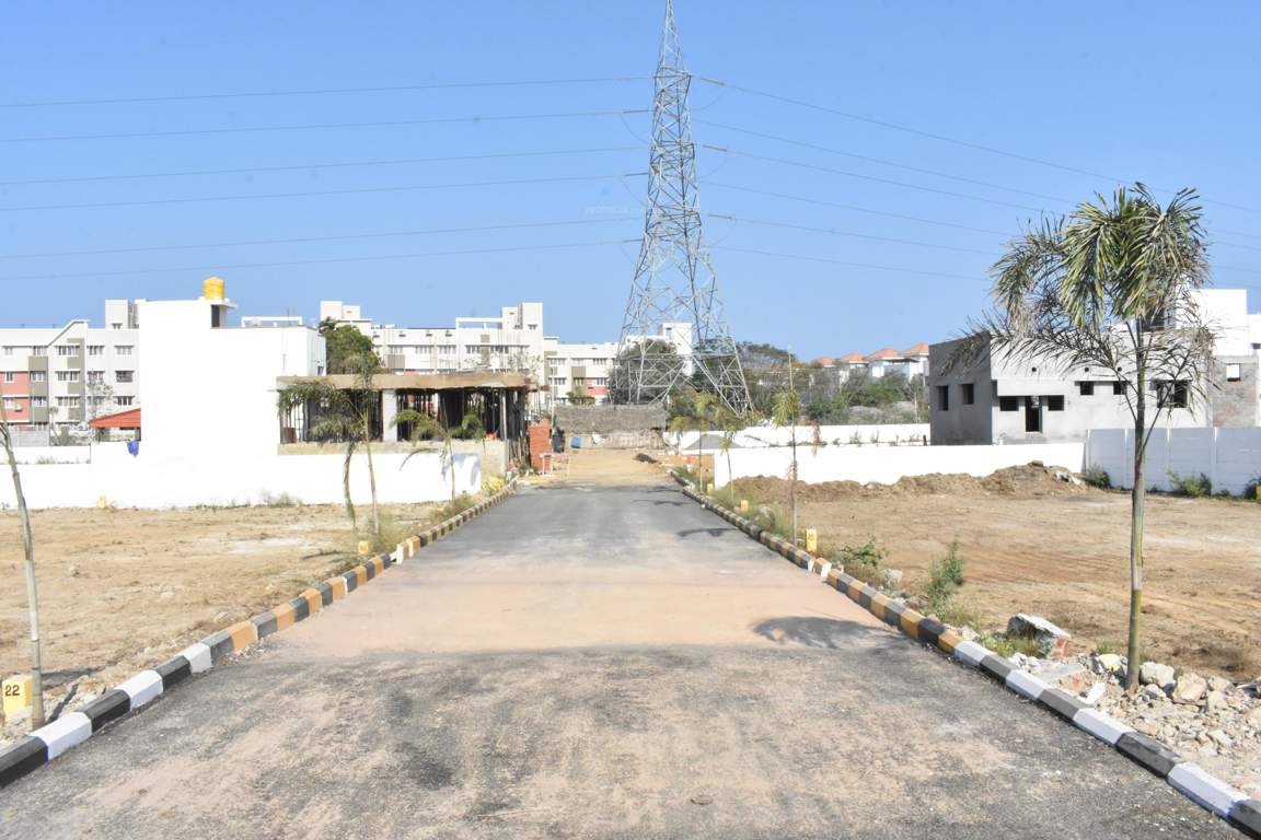  maruthi green park Plot