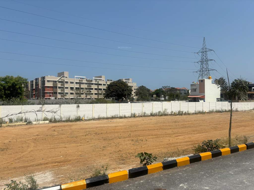  maruthi green park Plot